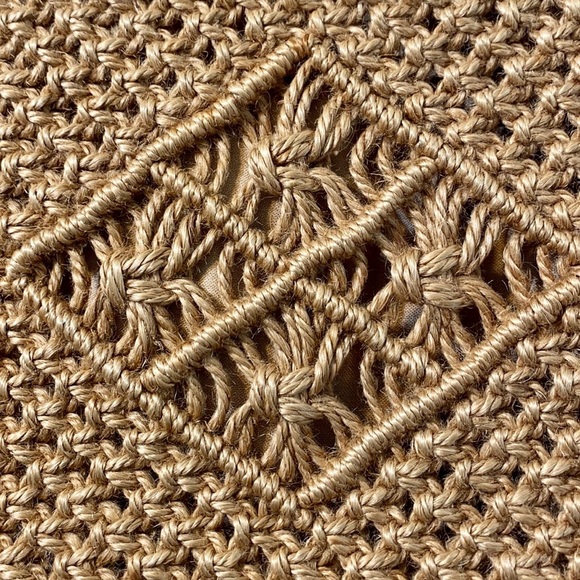 Vtg 70s handmade Boho Raffia bag.Beautiful unique bag.There is damage on strap. - Picture 2 of 10